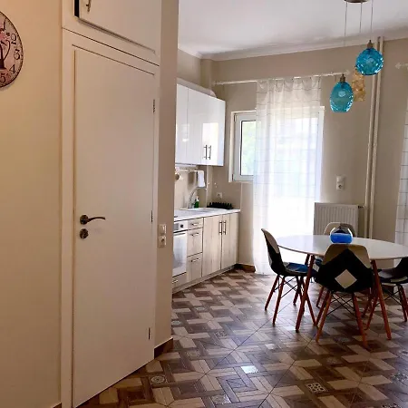 Dafni'S Home Is In 200M To Metro Ag Ioanis-3