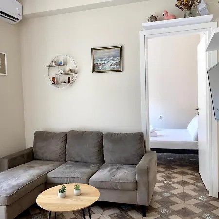 Dafni'S Home Is In 200M To Metro Ag Ioanis-2